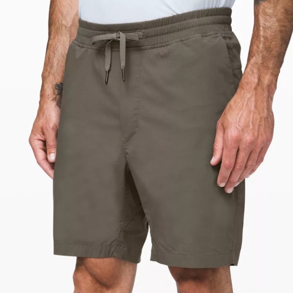 lululemon bowline short 8” XL dark olive